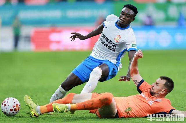 叶博亚进球被吹 李昊贡献神扑 “青岛德比”0:0握手言和